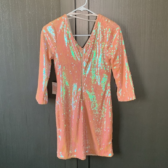 XS VENUS sequin pink mini dress with 3/4 length sleeves - Picture 2 of 4